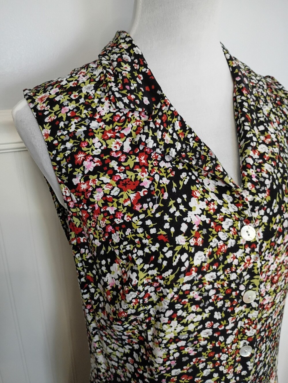 MSK Vintage 90 Black Floral Button Down Dress Sleeveles Size 12